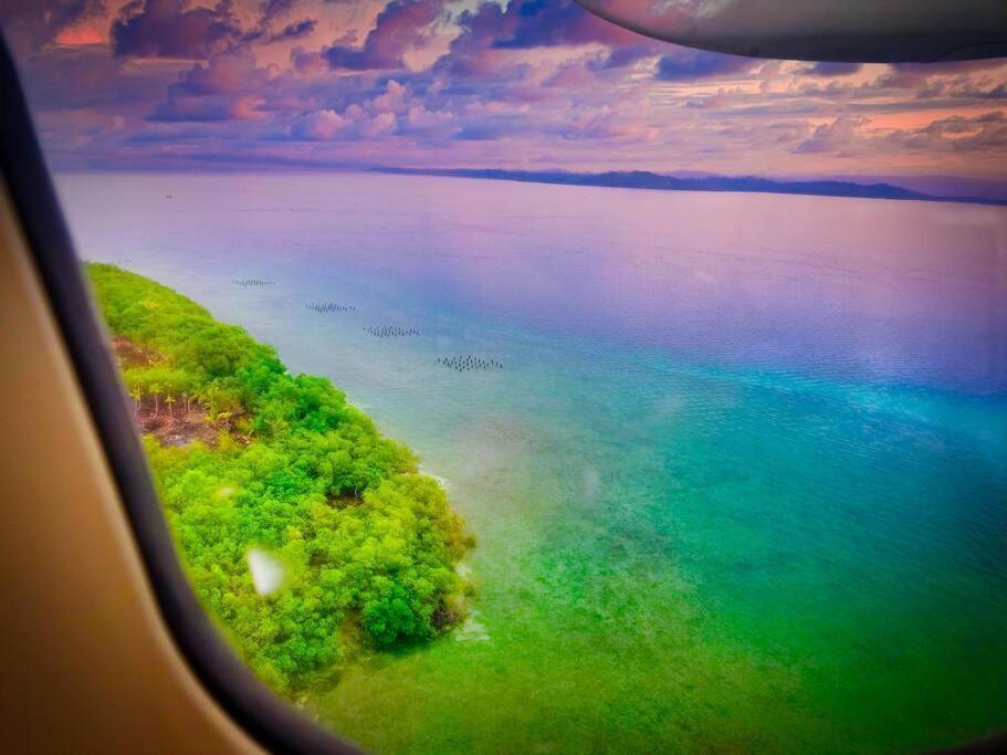 Villa Poetry Garden Bocas Town Colon Island Esterno foto
